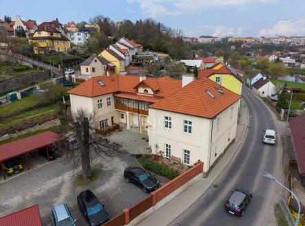 Pronájem bytu, 2+kk, 55 m² obrázek