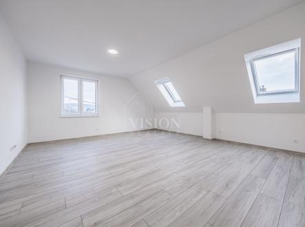 Prodej bytu, 4+kk, 90 m²
