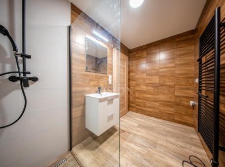 Pronájem domu/vily, 172 m²