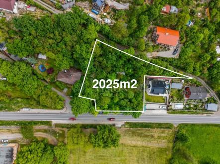 Prodej pozemku pro bydlení, 2 025 m²