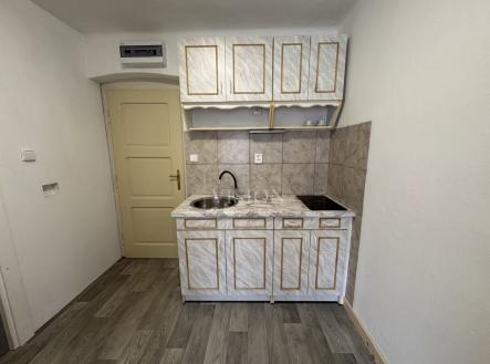 Pronájem bytu, 2+kk, 19 m²