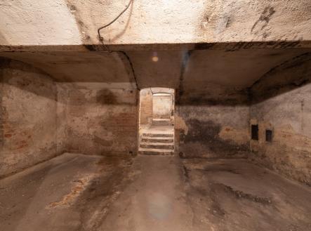 Pronájem skladovací prostor, 252 m²