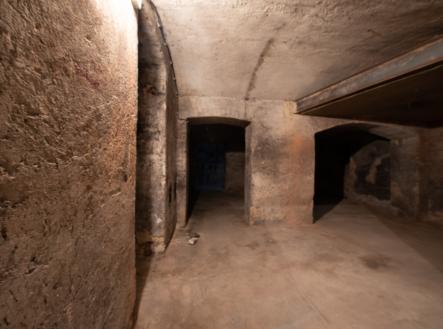 Pronájem skladovací prostor, 252 m²