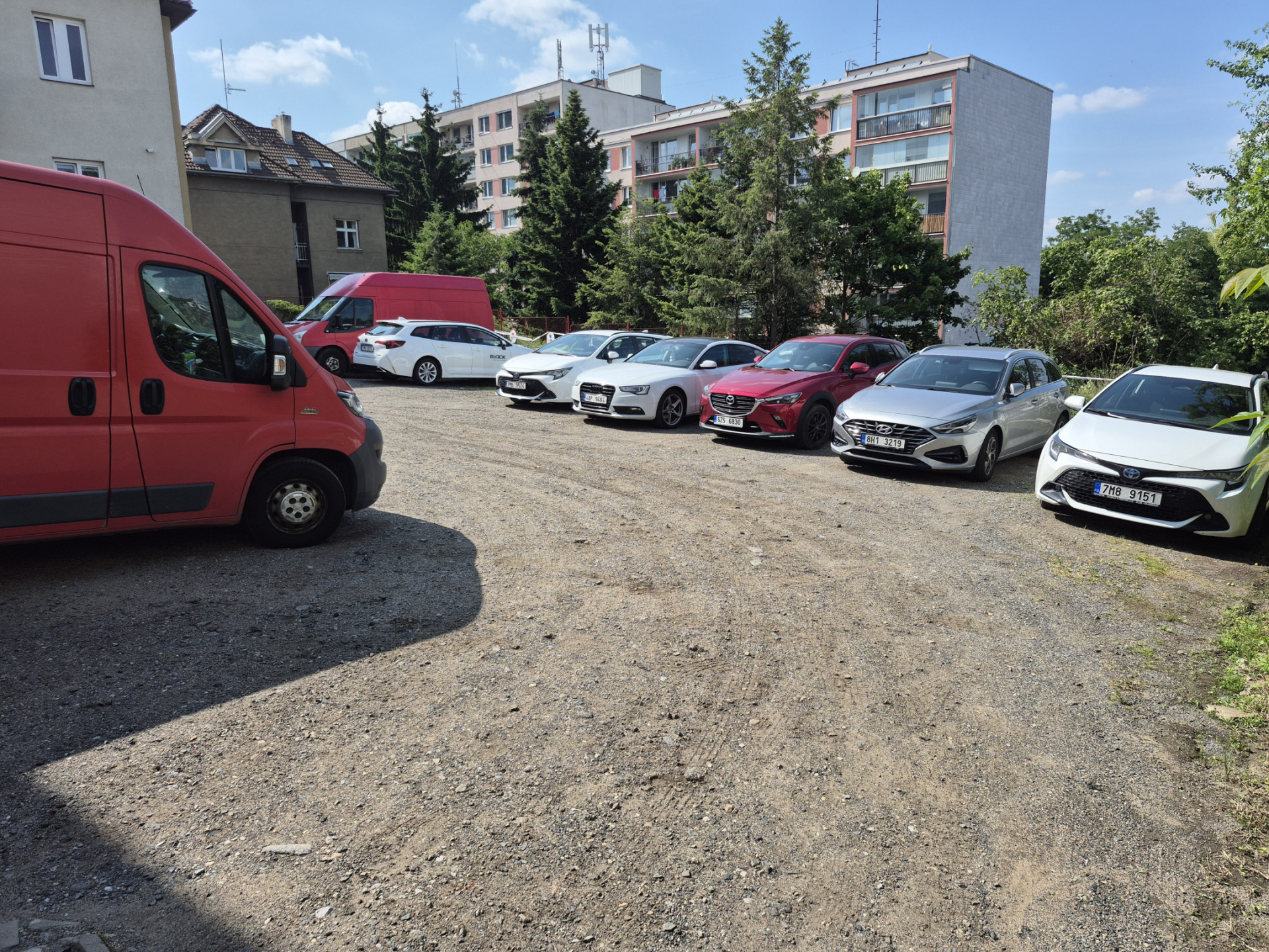 Pronájem parkovacího stání, P4-Michle, ul. Baarova