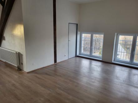 Pronájem bytu, 2+kk, 58 m²