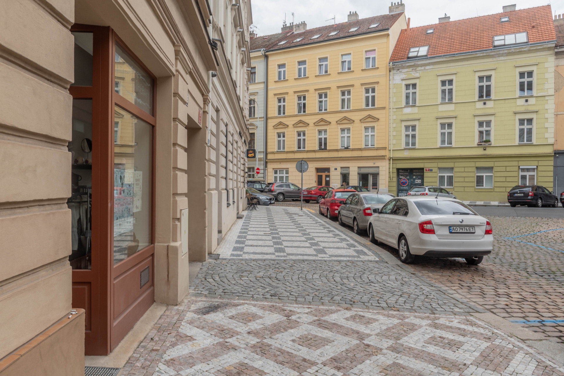 Pronájem nebytových prostor 60m2, Oldřichova, Nusle, Praha 2