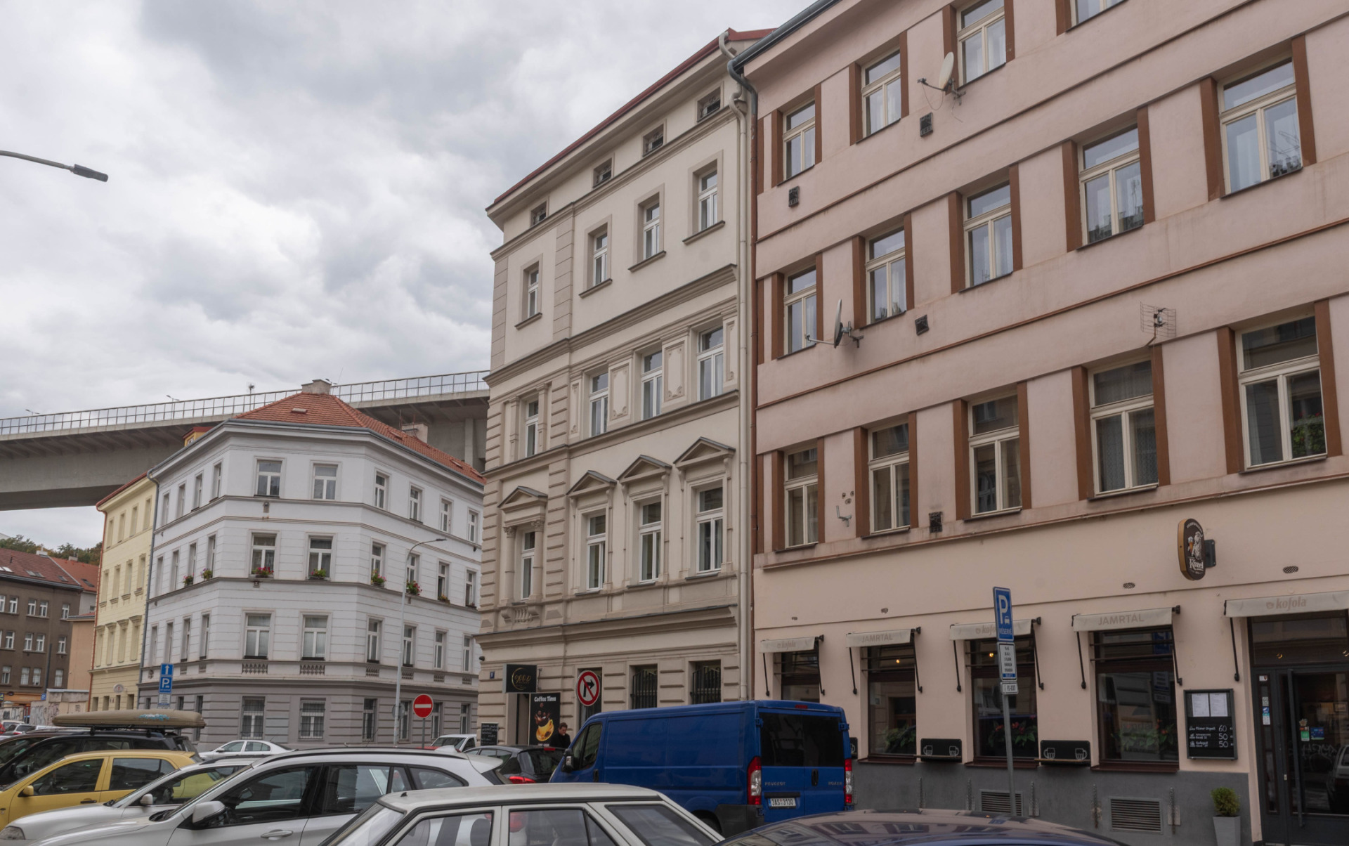 Pronájem nebytových prostor 60m2, Oldřichova, Nusle, Praha 2