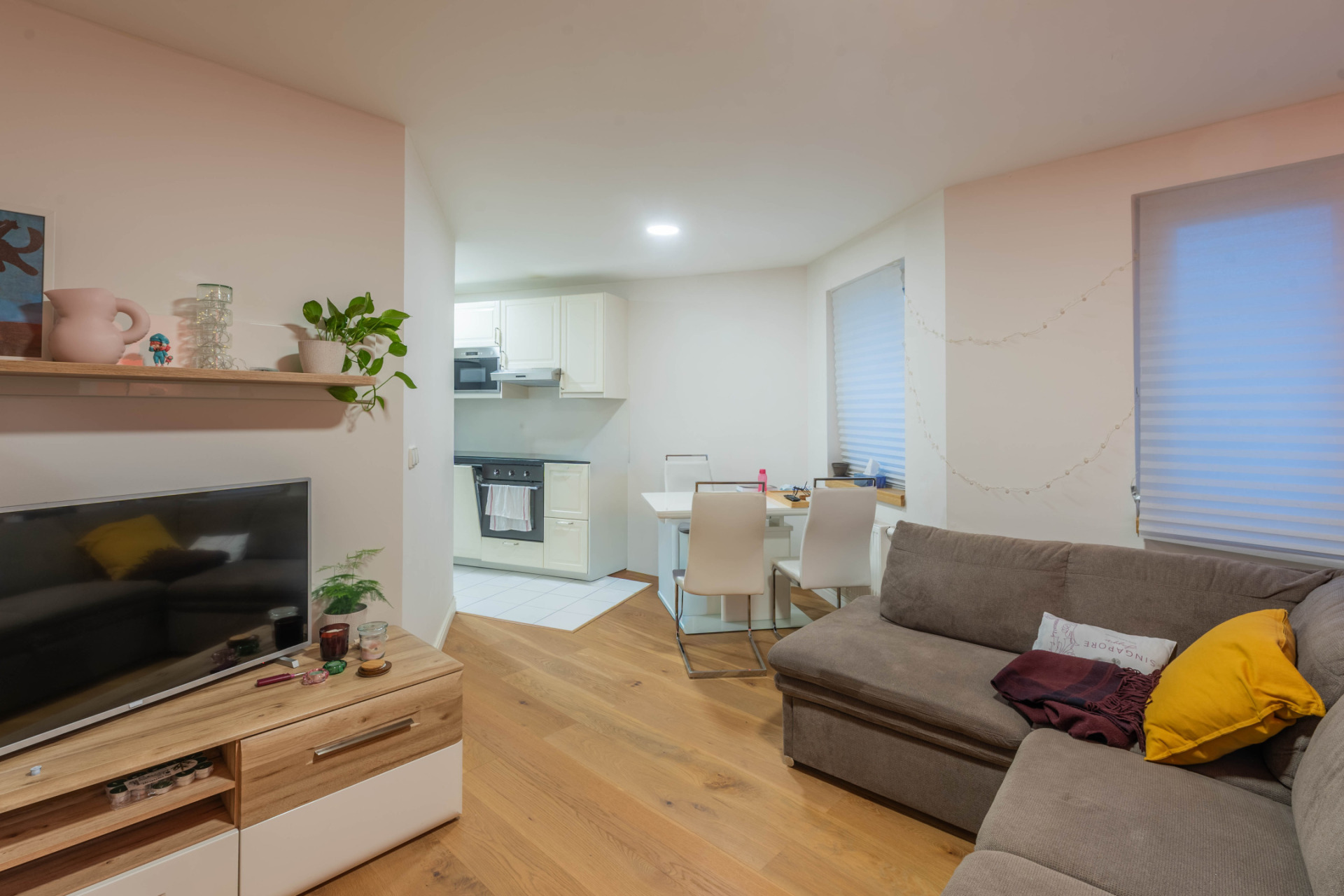 2+kk, 51m2, Veverkova, Praha 7 - Letná, u Strossmayerova nám., zařízený