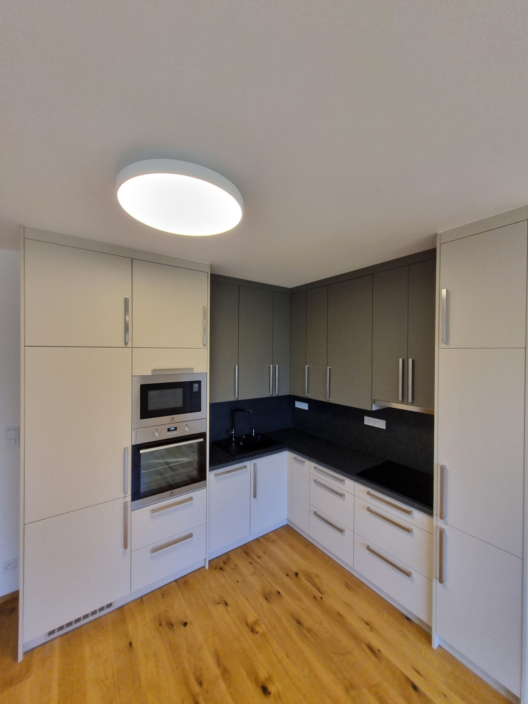 Pronájem bytu 2+kk/T,GS, 56,4 m2, P4-Nusle, ul. Mužíkova, 2.NP, cihla, sklep