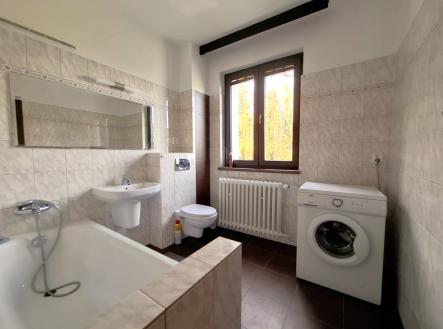 Pronájem bytu, 3+kk, 75 m²