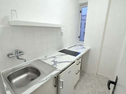 Pronájem bytu, 1+1, 38 m² obrázek