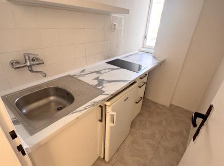Pronájem bytu, 1+1, 38 m²