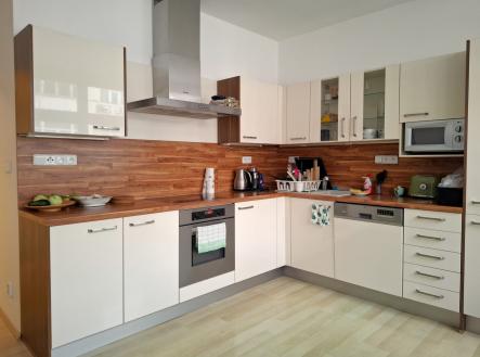 Pronájem bytu, 3+1, 110 m²