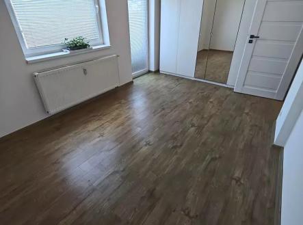 Pronájem bytu, 2+kk, 64 m²