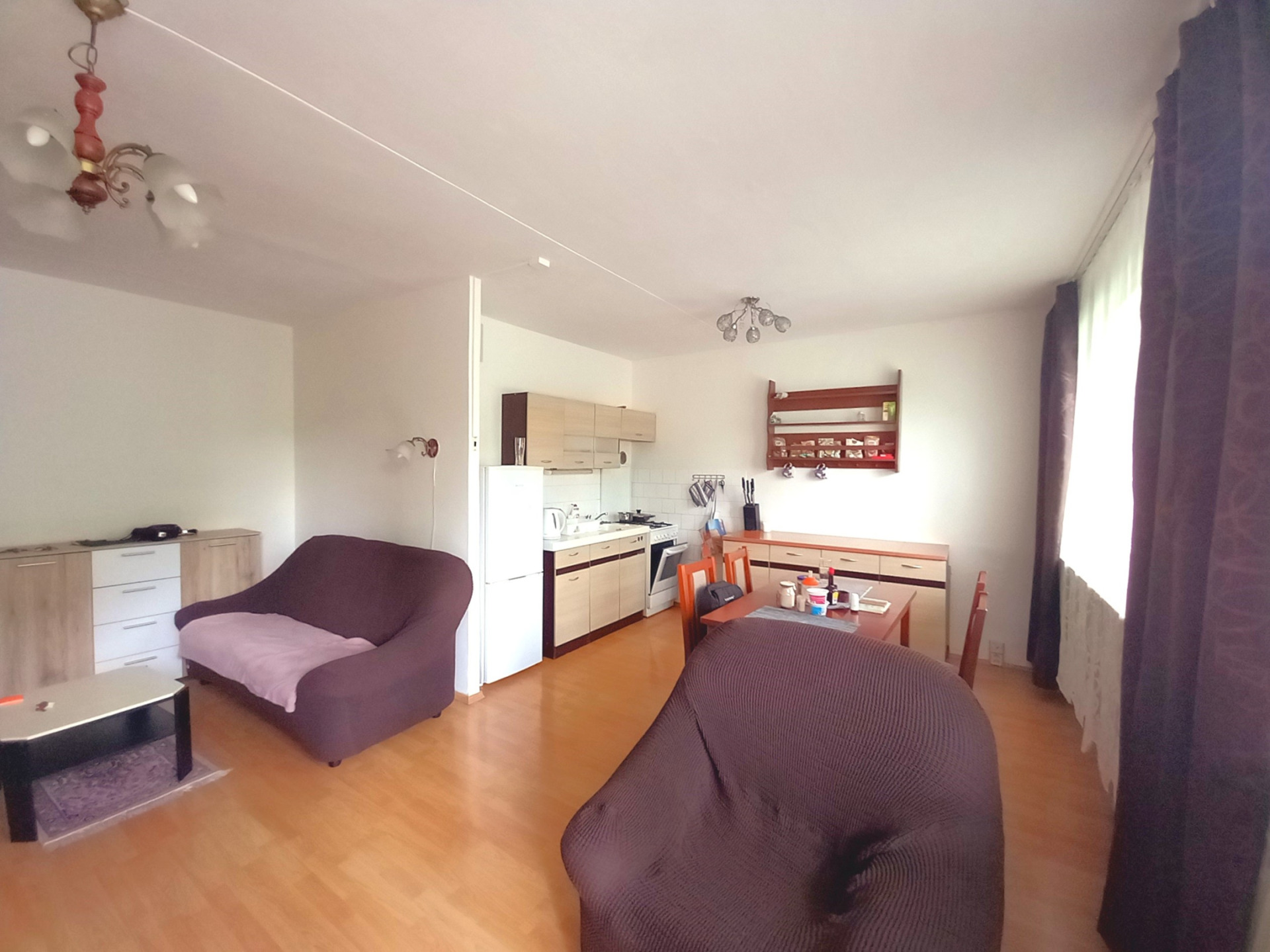 Pronájem bytu 3+kk s lodžií na Praze 8, ul. U Sluncové, po rekonstrukci, 2 neprůchozí pokoje