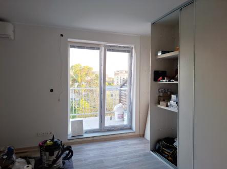 Pronájem bytu, 1+kk, 31 m²