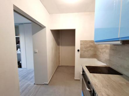 Pronájem bytu, 1+kk, 31 m²