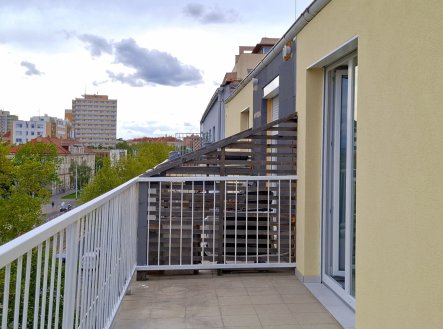 Pronájem bytu, 1+kk, 31 m² obrázek