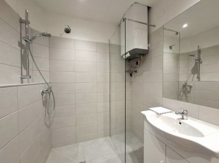 Pronájem bytu, 1+kk, 31 m²