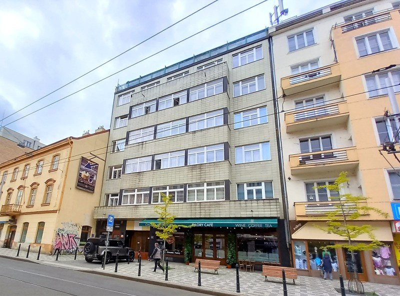 Prodej bytu 2+kk v osobním vlastnictví, ulice Štefánikova, Praha 5, dobrý stav