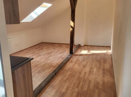 Pronájem bytu, 1+kk, 30 m²