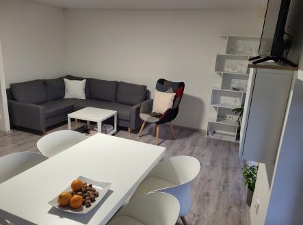Pronájem bytu, 2+kk, 55 m²