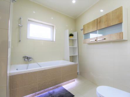 Pronájem bytu, 2+kk, 44 m²