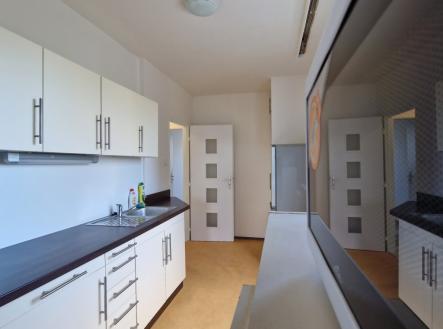Pronájem bytu, 3+1, 69 m²