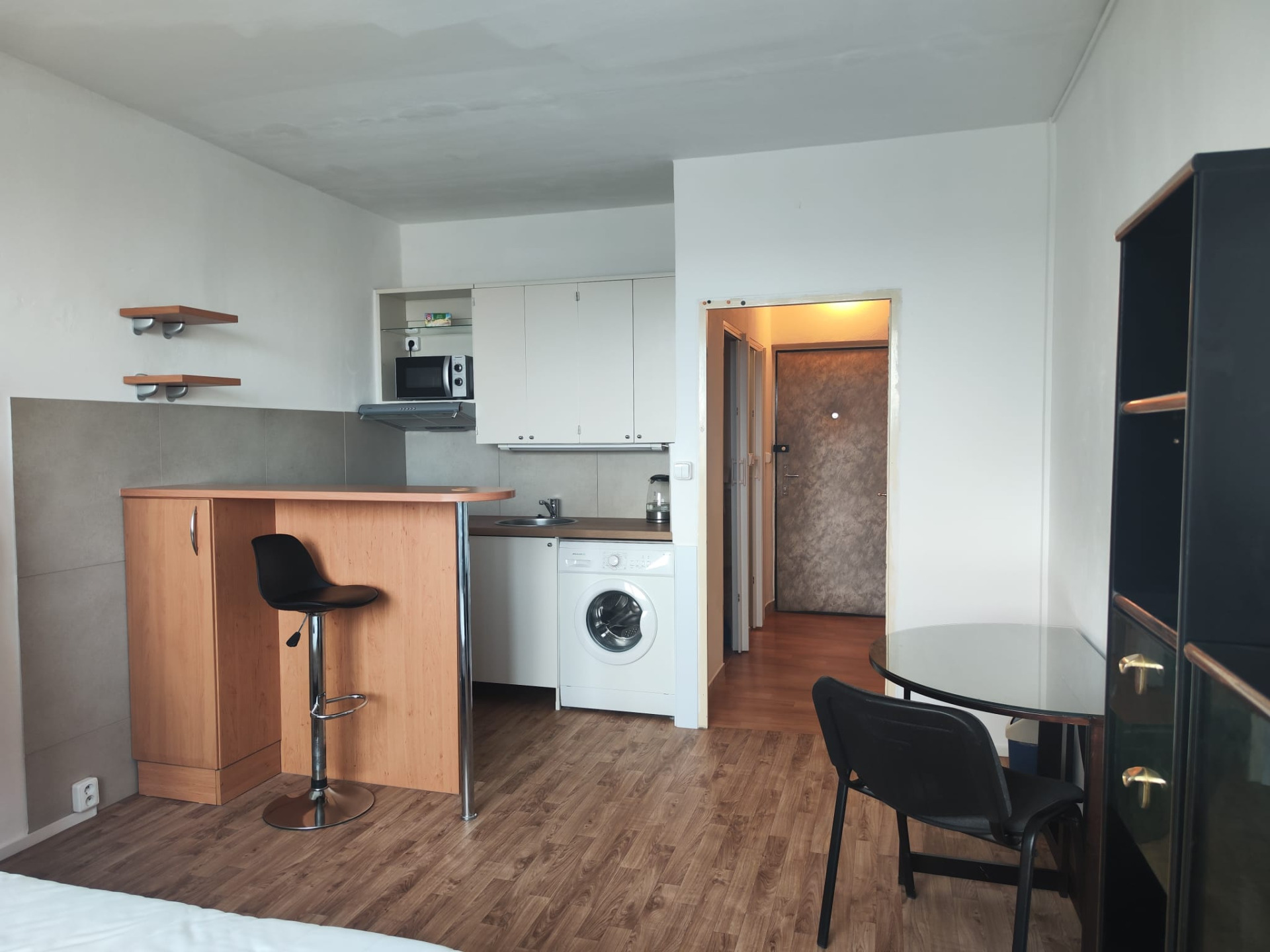 Garsoniéra 22 m², Praha 4, ul. Vavřenova, nedaleko Novodvorská Plaza