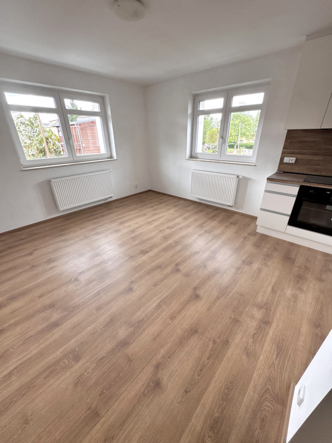 Pronájem bytu 2+kk/PS, 41 m2, P4-Chodov, ul.Medkova. 2.NP, cihla