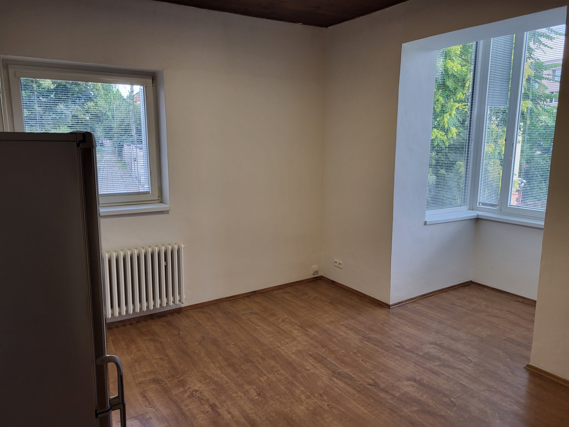 Pronájem bytu 1+kk, 30 m2, P4-Michle, ul. Baarova, 2.NP, cihla