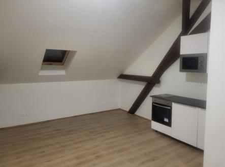 Pronájem bytu, 1+kk, 38 m²