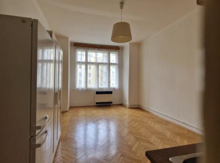 Pronájem bytu, 1+kk, 29 m²