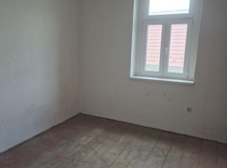 Pronájem komerčního objektu, sklad, 19 m²
