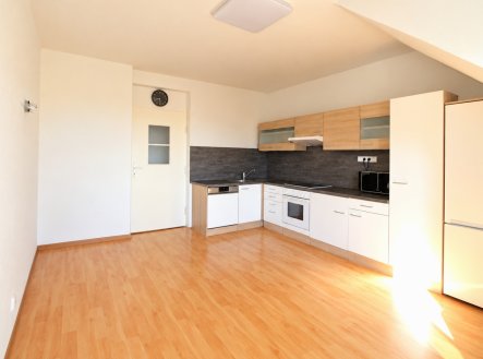 Pronájem bytu, 2+kk, 52 m²