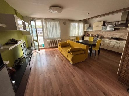 Pronájem bytu, 3+kk, 63 m²