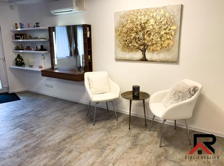 Pronájem - obchodní prostor, 82 m²