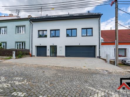 Pronájem bytu, 2+kk, 65 m²