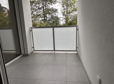 Pronájem bytu, 1+kk, 35 m²