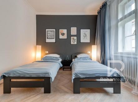 Pronájem bytu, 1+kk, 35 m²