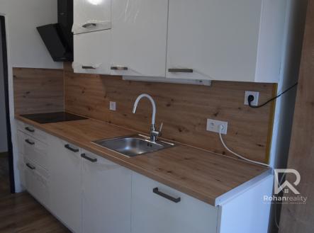 Pronájem bytu, 4+kk, 72 m²