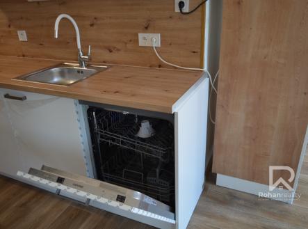 Pronájem bytu, 4+kk, 72 m²