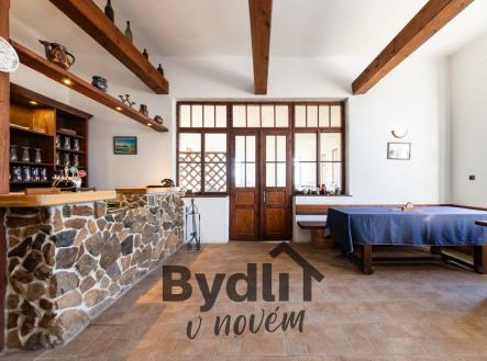 Prodej - hotel, 488 m²