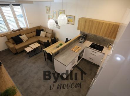 Pronájem bytu, 1+kk, 33 m²