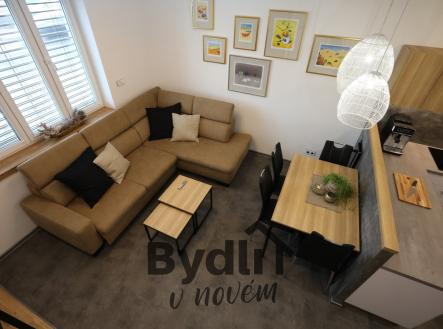 Pronájem bytu, 1+kk, 33 m²