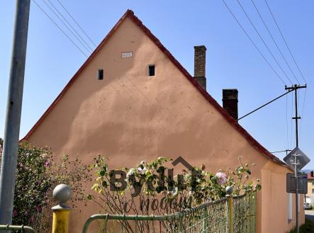 Prodej zemědělského objektu, 1 977 m²