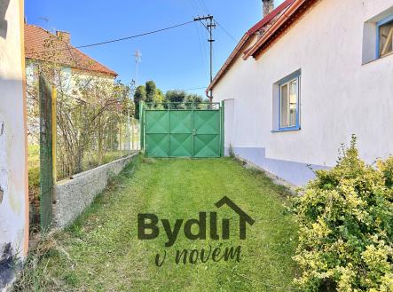 Prodej zemědělského objektu, 1 977 m²