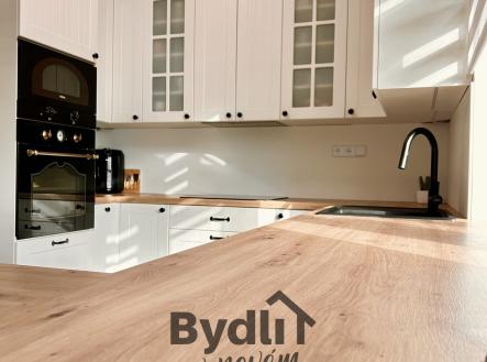 Prodej bytu, 4+1, 99 m²