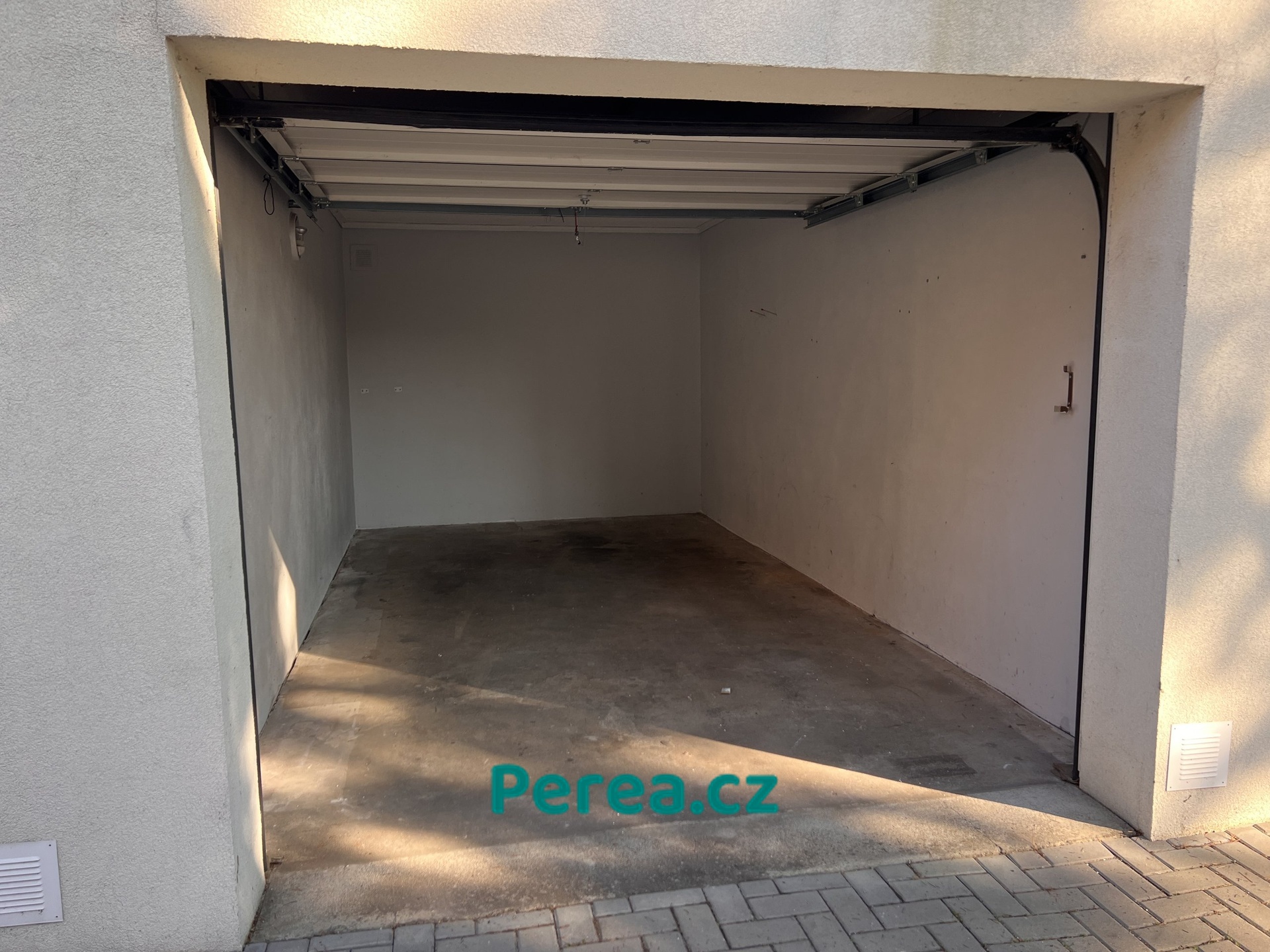 Prodej garáže, 16 m² - Holešov, ul. Bořenovská