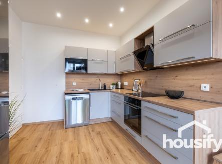 Pronájem bytu, 3+1, 79 m²